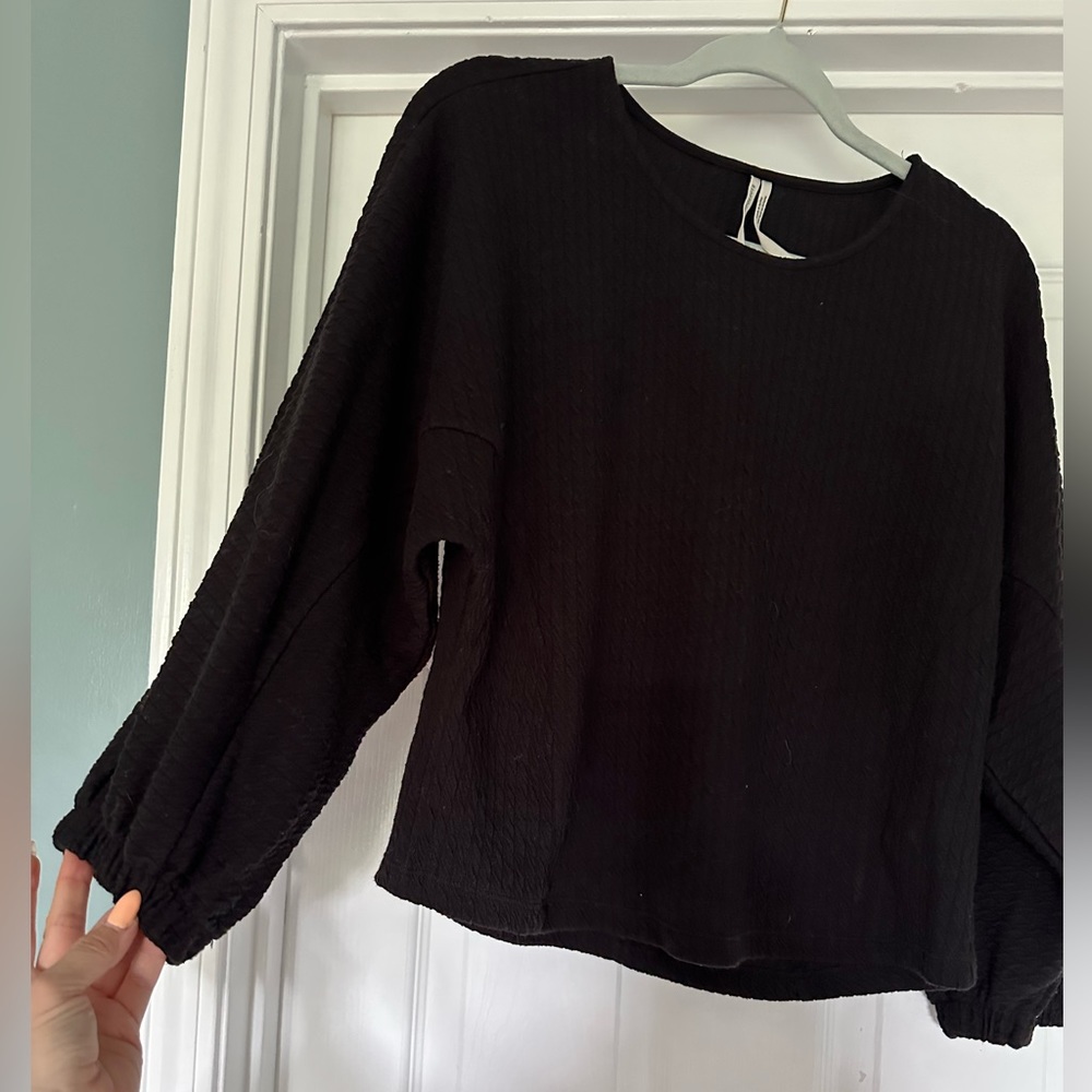 Anthropologie black textured bubble sleeve sweater